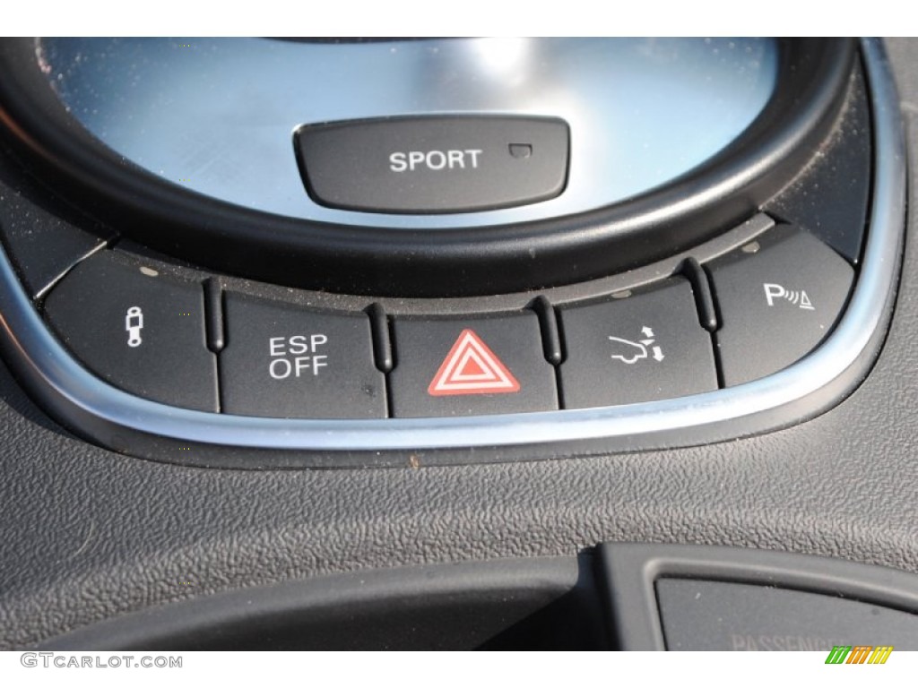 2011 Audi R8 Spyder 5.2 FSI quattro Controls Photo #85153901