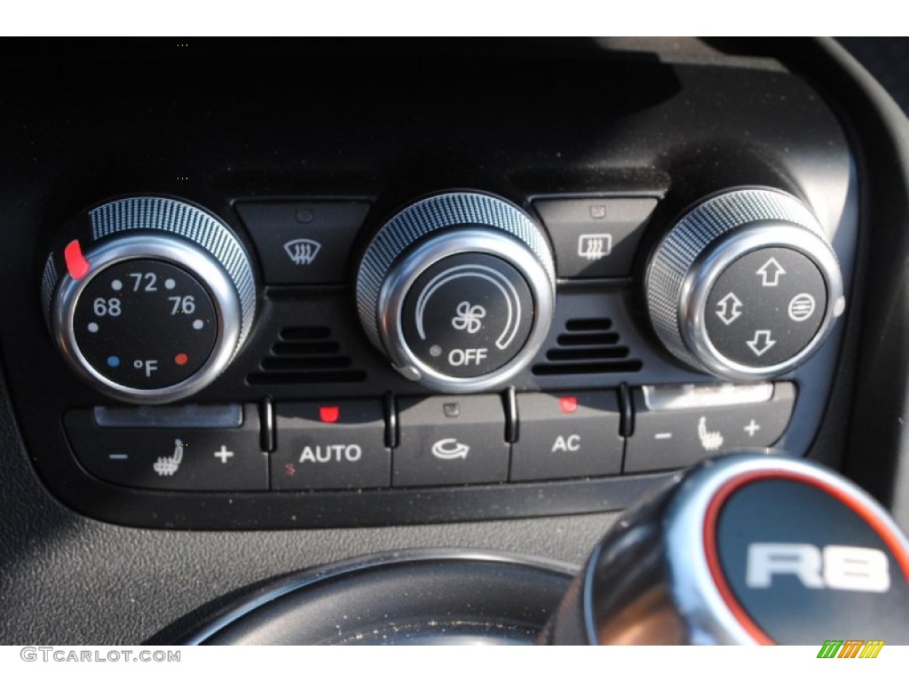 2011 Audi R8 Spyder 5.2 FSI quattro Controls Photo #85153946