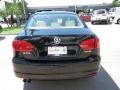 Black - Jetta SE Sedan Photo No. 4
