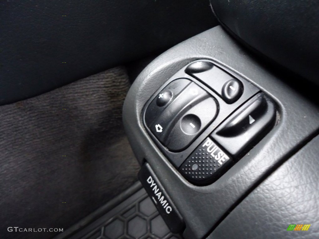 2003 Mercedes-Benz S 55 AMG Sedan Controls Photos