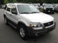 Oxford White - Escape XLT V6 4WD Photo No. 1