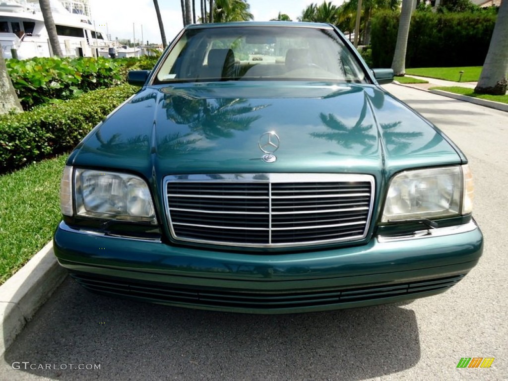 Brilliant Emerald Green Metallic 1997 Mercedes-Benz S 420 Sedan Exterior Photo #85157339