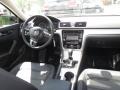 Black - Passat 2.5L SE Photo No. 12