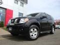 Super Black - Pathfinder SE 4x4 Photo No. 3