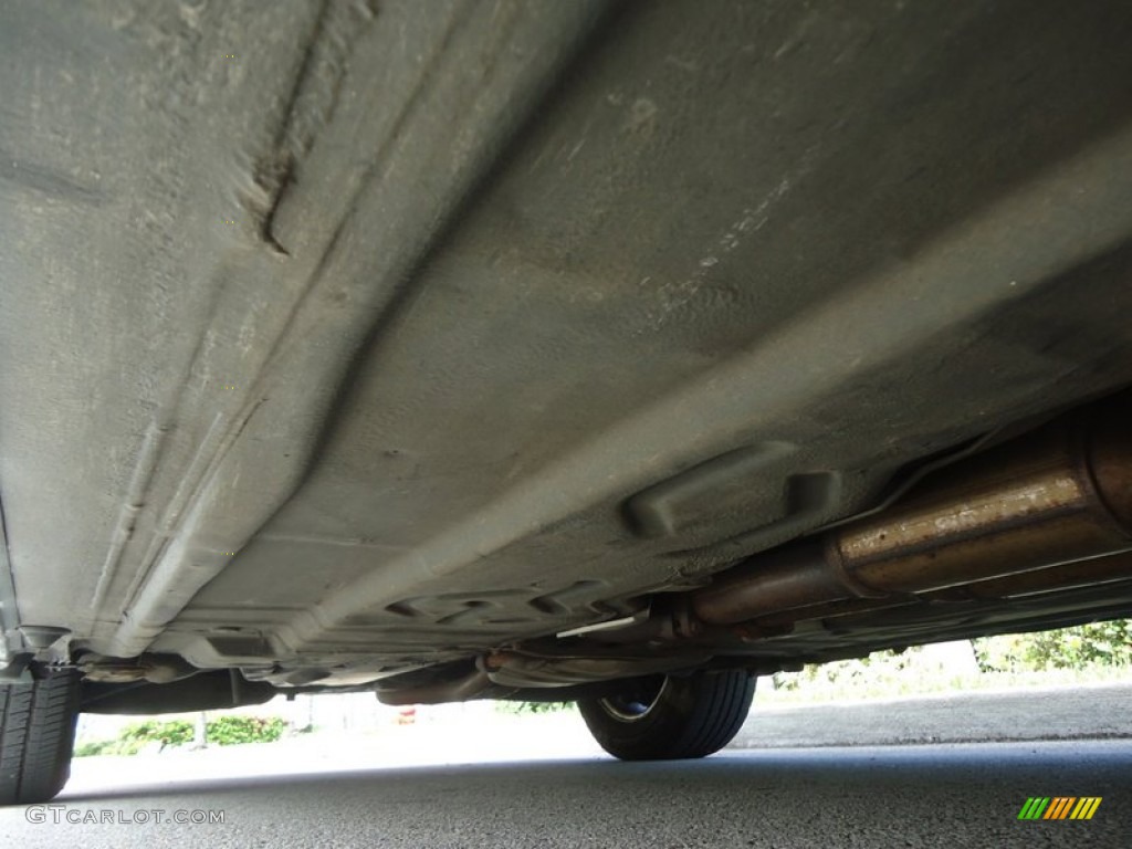 1997 Mercedes-Benz S 420 Sedan Undercarriage Photos