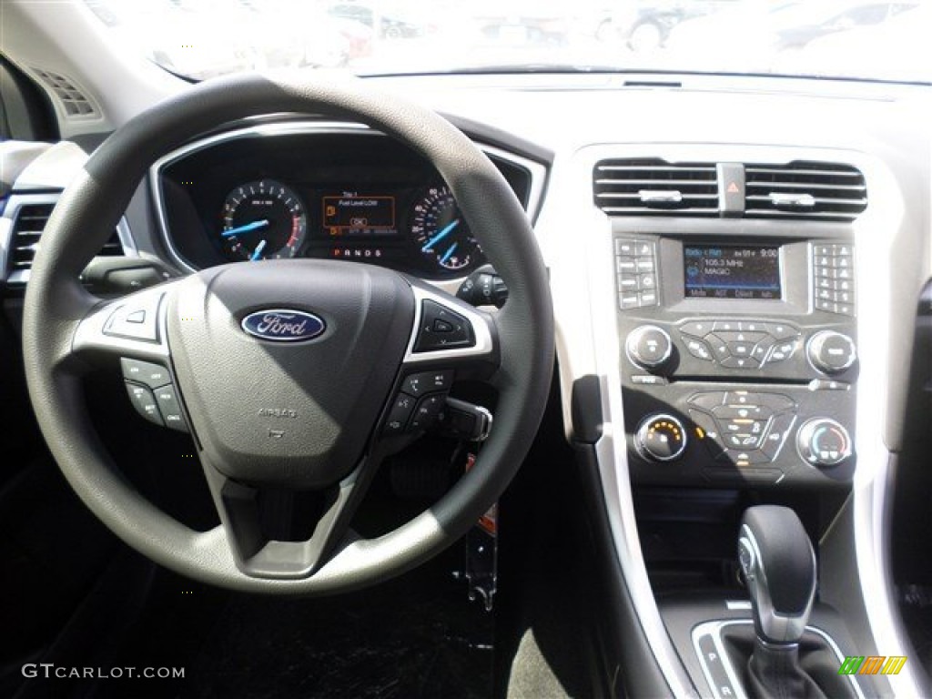 2014 Ford Fusion SE Charcoal Black Dashboard Photo #85159208