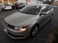 Moonrock Silver Metallic - Jetta SE Sedan Photo No. 3