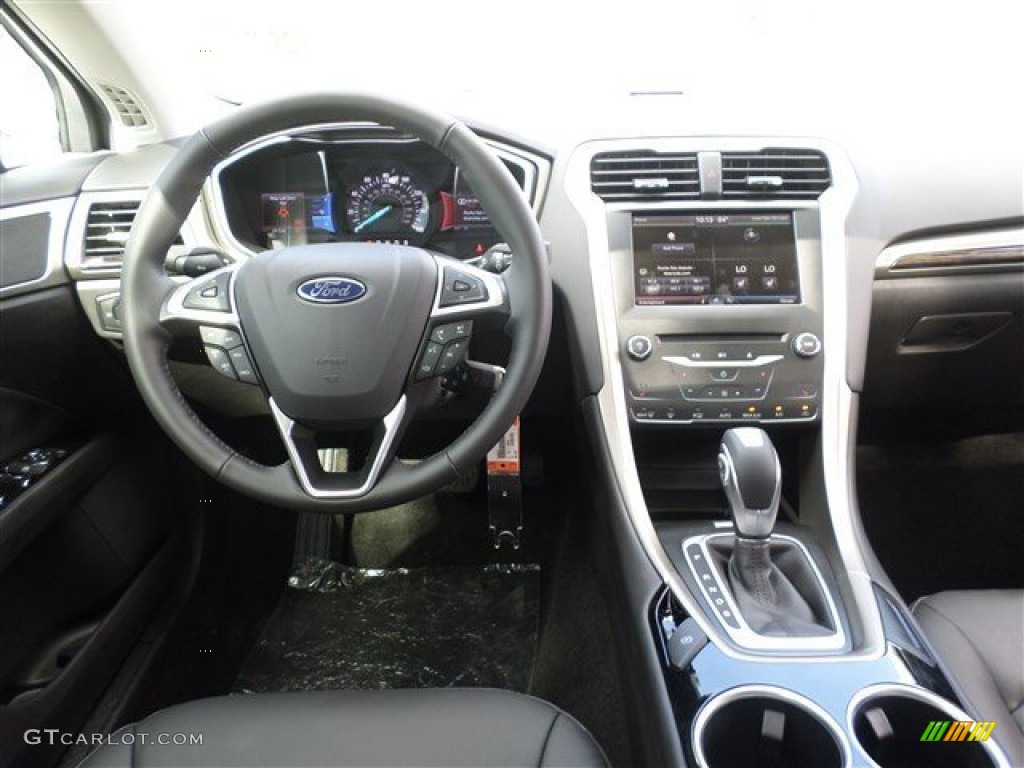 2014 Ford Fusion SE EcoBoost Charcoal Black Dashboard Photo #85161275