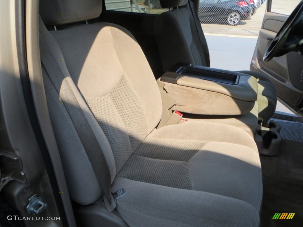 2005 Suburban 1500 LS - Sandstone Metallic / Tan/Neutral photo #23