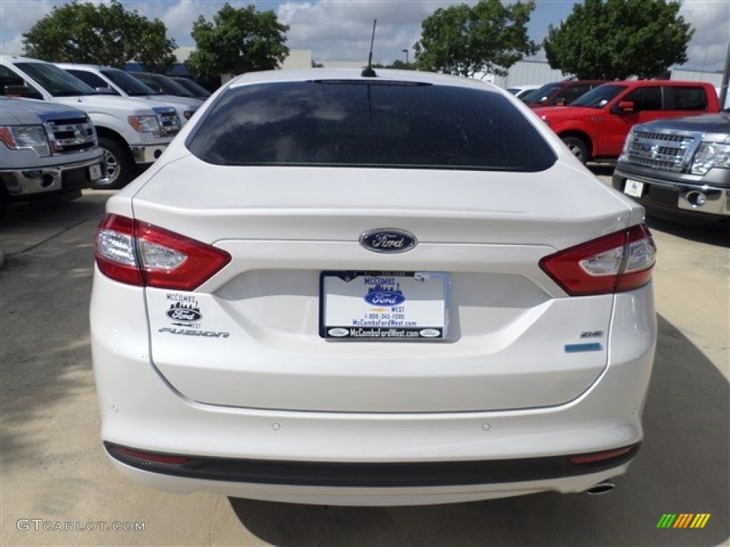 2014 Fusion SE EcoBoost - White Platinum / Dune photo #4