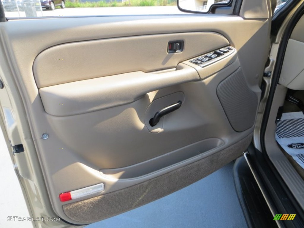 2005 Suburban 1500 LS - Sandstone Metallic / Tan/Neutral photo #31