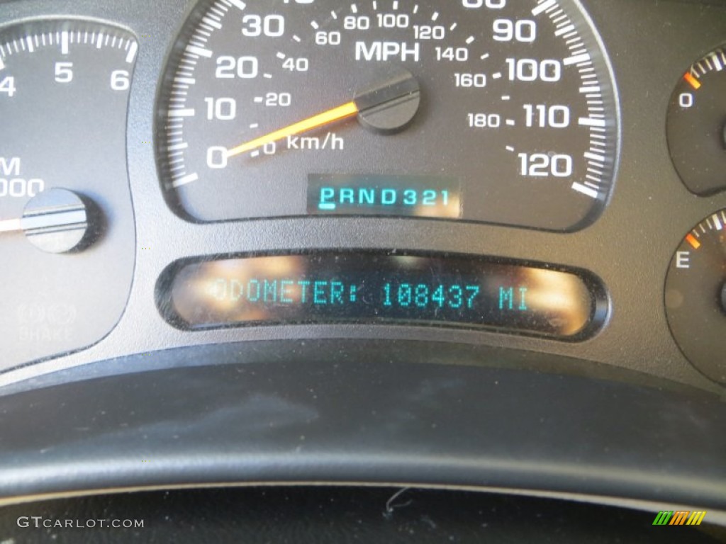 2005 Suburban 1500 LS - Sandstone Metallic / Tan/Neutral photo #43