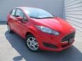 Race Red - Fiesta SE Sedan Photo No. 2