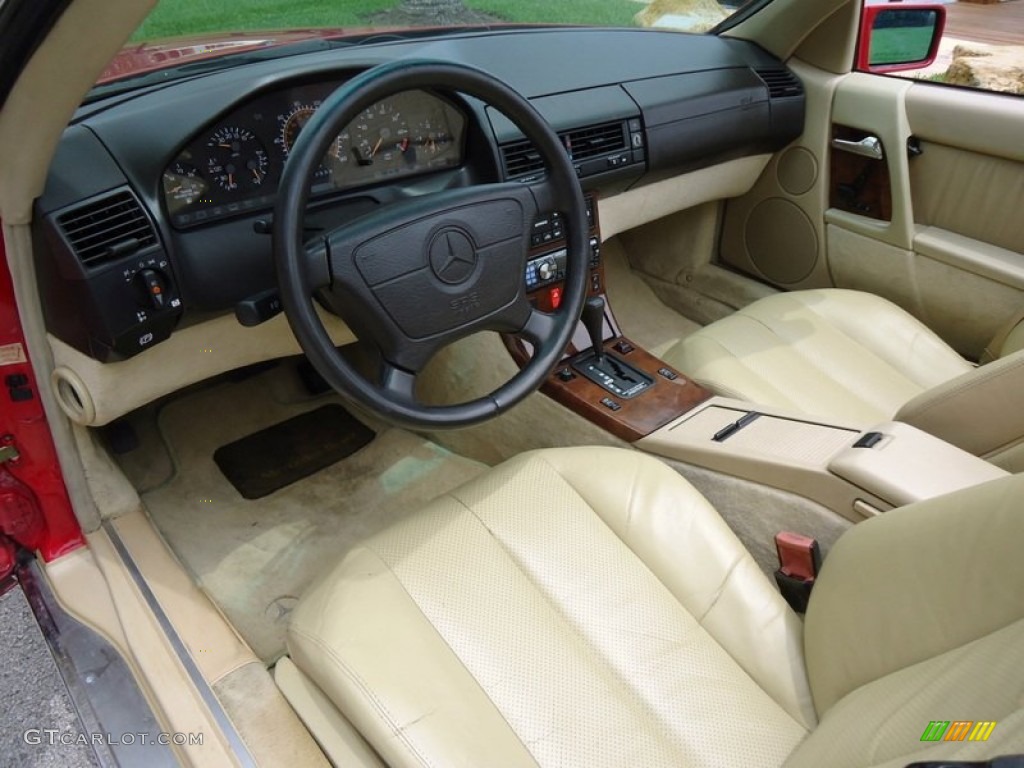 Beige Interior 1994 Mercedes-Benz SL 320 Roadster Photo #85163903