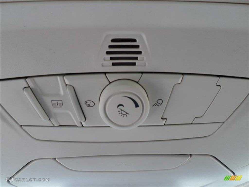 2013 Ford C-Max Energi Controls Photo #85165635