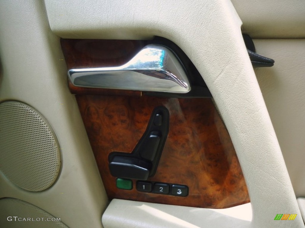 1994 Mercedes-Benz SL 320 Roadster Controls Photo #85165754