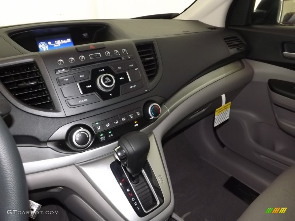 2013 CR-V LX - Polished Metal Metallic / Gray photo #13