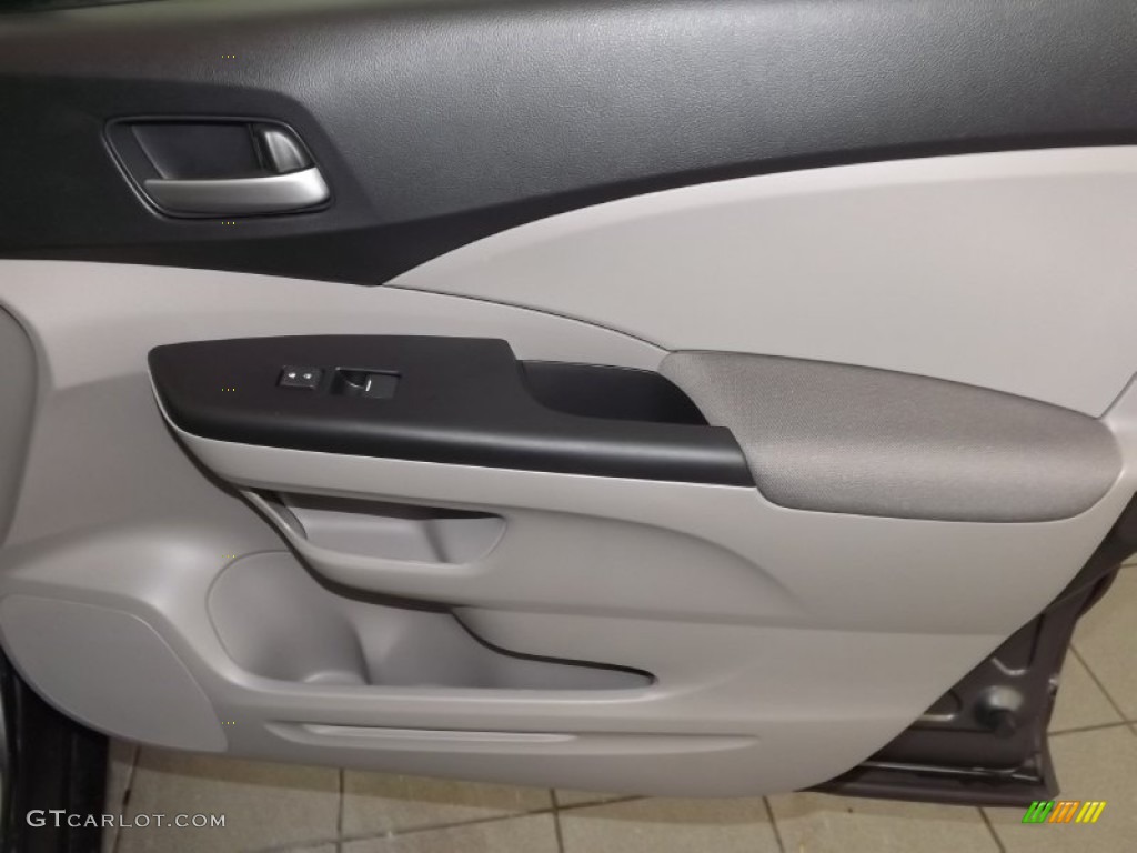 2013 CR-V LX - Polished Metal Metallic / Gray photo #30
