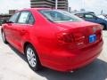 Tornado Red - Jetta SE Sedan Photo No. 4