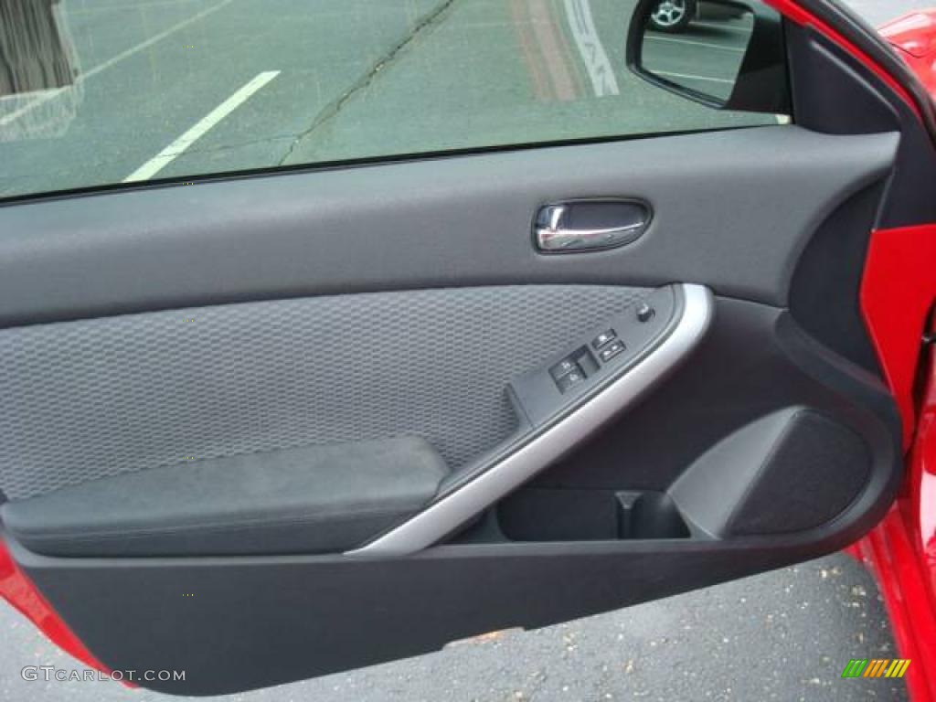 2008 Altima 3.5 SE Coupe - Code Red Metallic / Charcoal photo #13