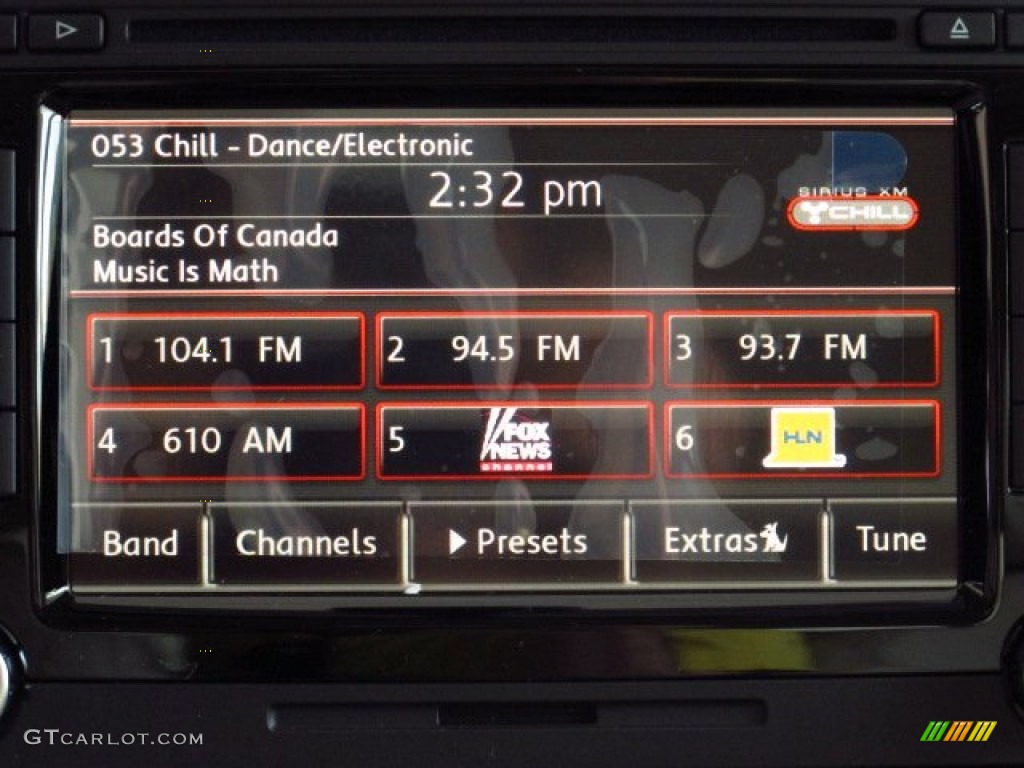 2014 Volkswagen Passat TDI SEL Premium Controls Photo #85168091