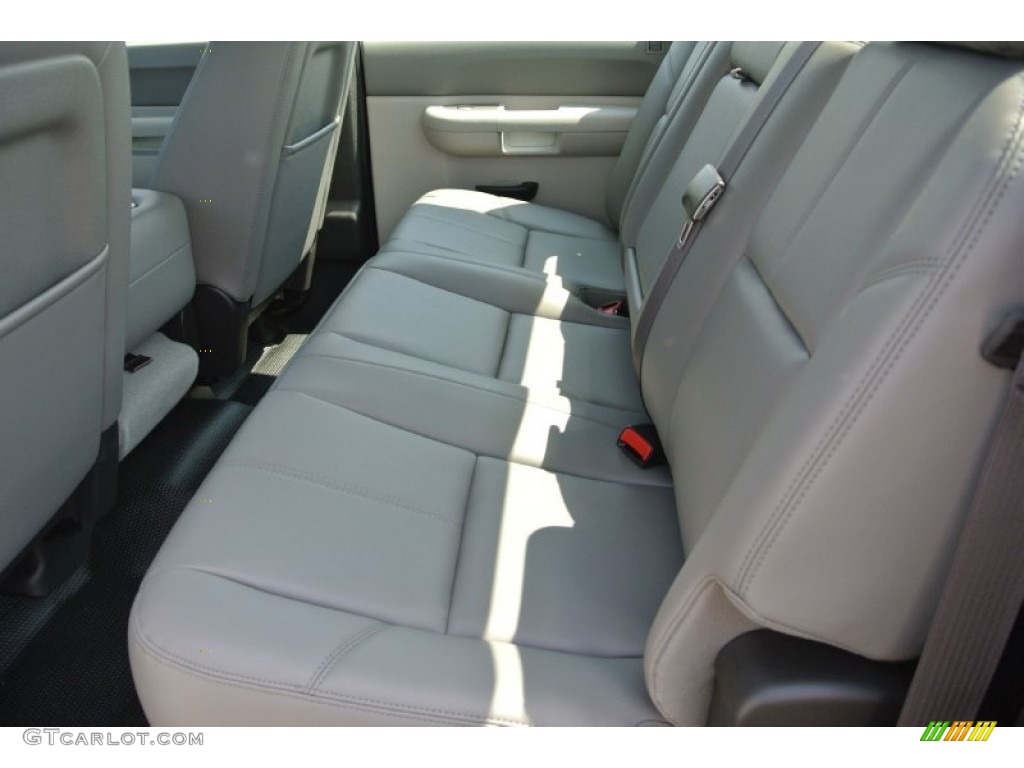 2014 Chevrolet Silverado 3500HD WT Crew Cab Utility Truck Rear Seat Photos