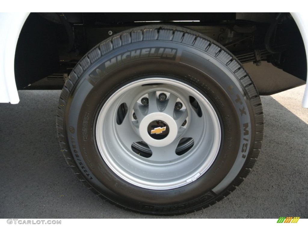 2014 Chevrolet Silverado 3500HD WT Crew Cab Utility Truck Wheel Photo #85169414
