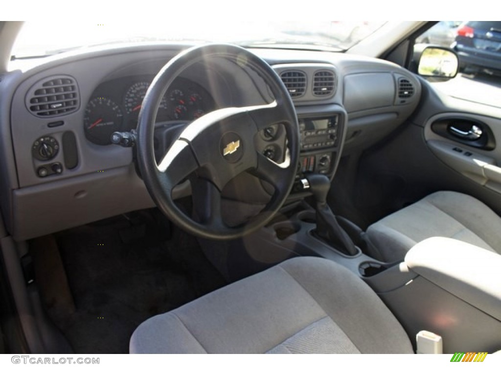2005 TrailBlazer LS 4x4 - Emerald Jewel Green Metallic / Light Gray photo #5