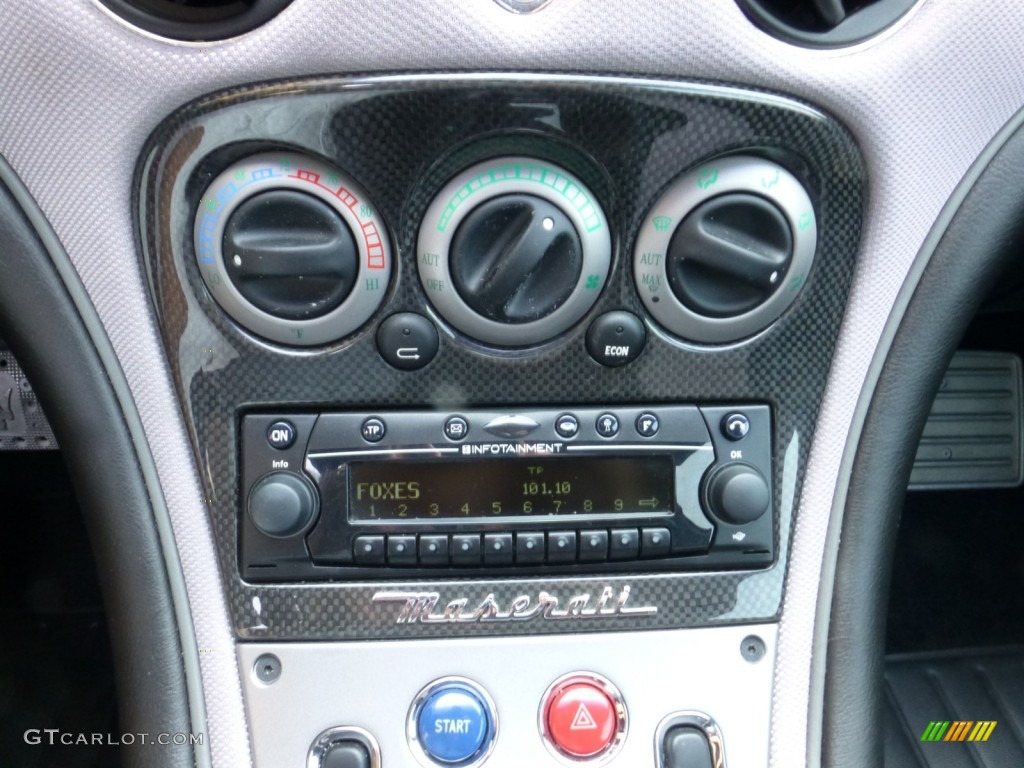 2005 Maserati GranSport Coupe Controls Photo #85178273