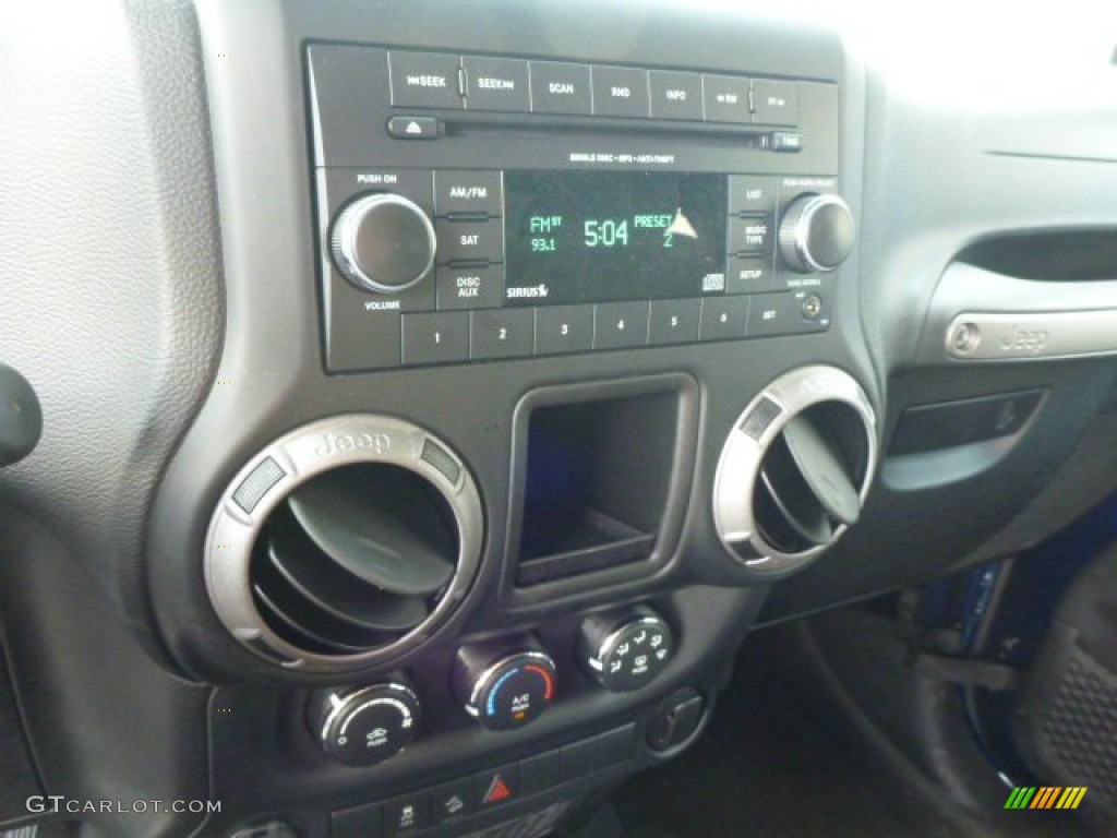 2013 Wrangler Sport 4x4 - True Blue Pearl / Black photo #18