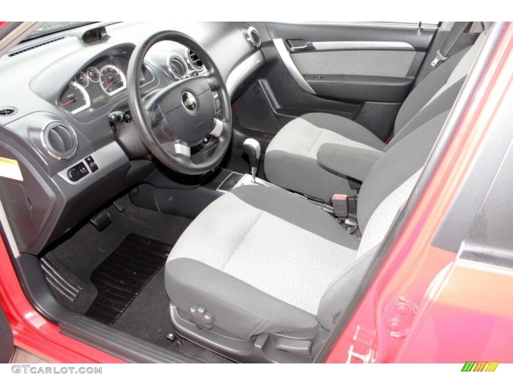 2010 Aveo Aveo5 LT - Victory Red / Charcoal photo #20