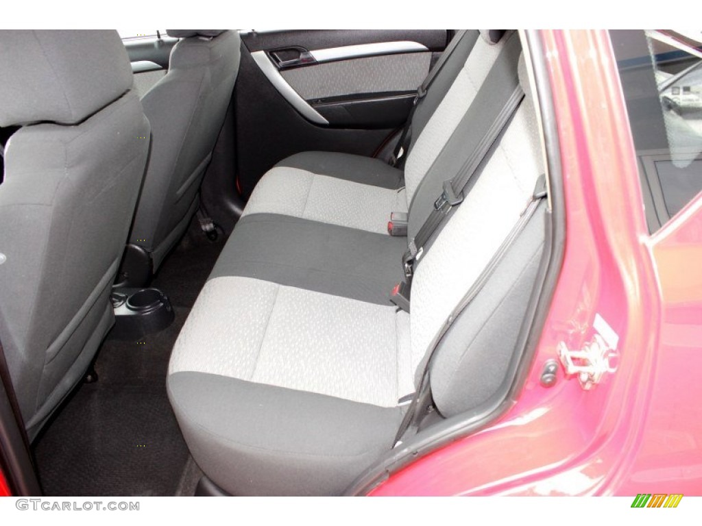 2010 Aveo Aveo5 LT - Victory Red / Charcoal photo #21