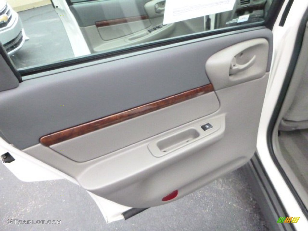 2004 Impala  - White / Medium Gray photo #13