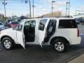 2005 Avalanche White Nissan Pathfinder SE 4x4  photo #26