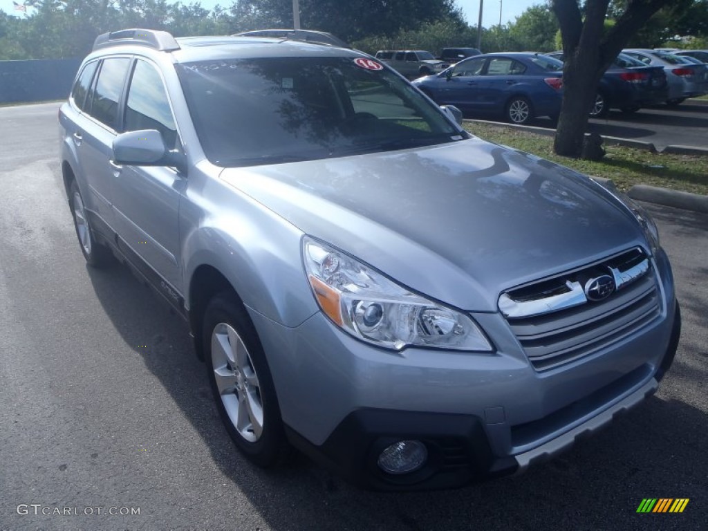 2014 Outback 2.5i Limited - Ice Silver Metallic / Black photo #1