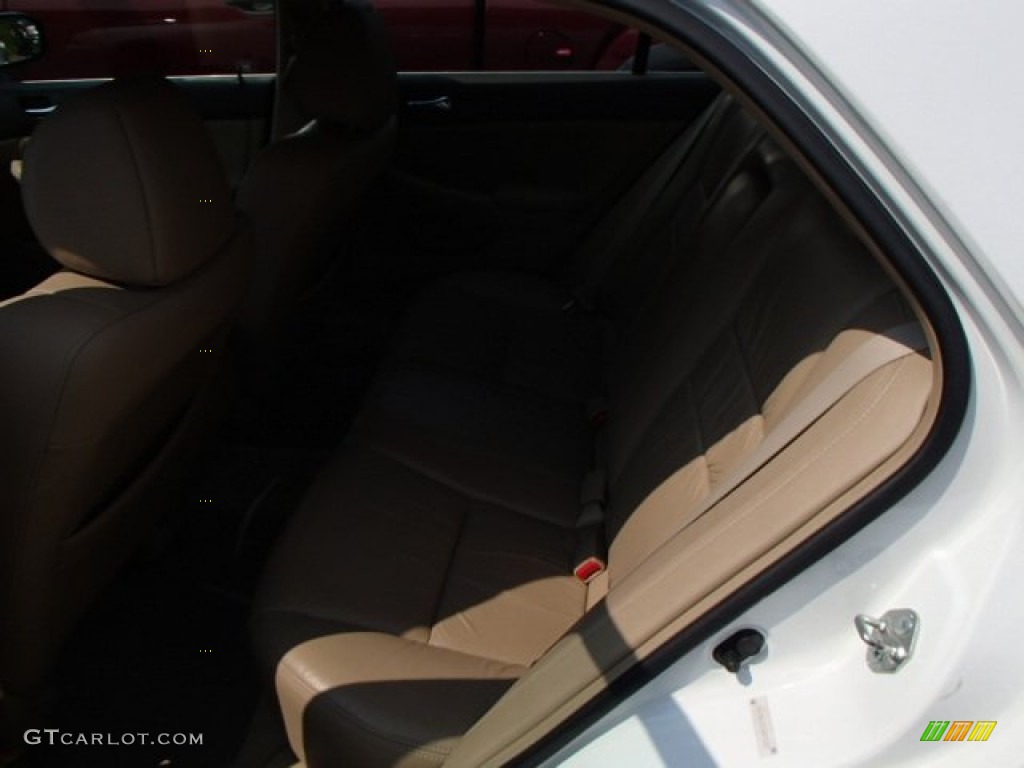 2003 Accord EX V6 Sedan - Taffeta White / Ivory photo #9