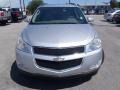 2009 Silver Ice Metallic Chevrolet Traverse LT  photo #2