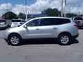 2009 Silver Ice Metallic Chevrolet Traverse LT  photo #3