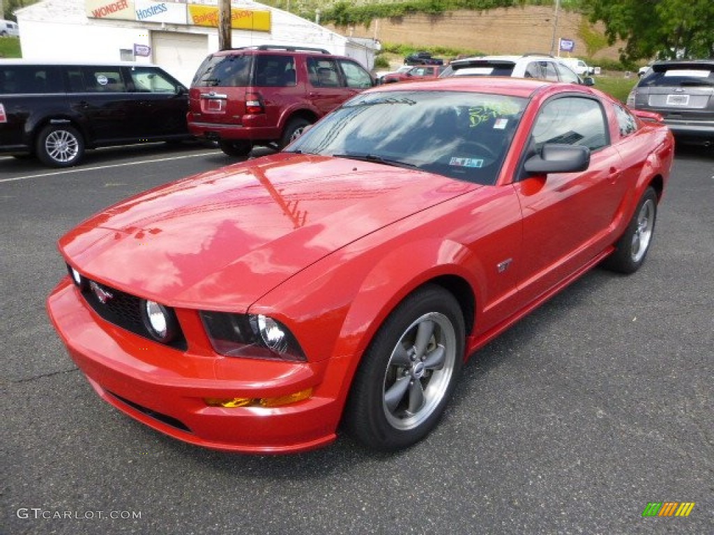 2005 Mustang GT Premium Coupe - Torch Red / Dark Charcoal photo #5