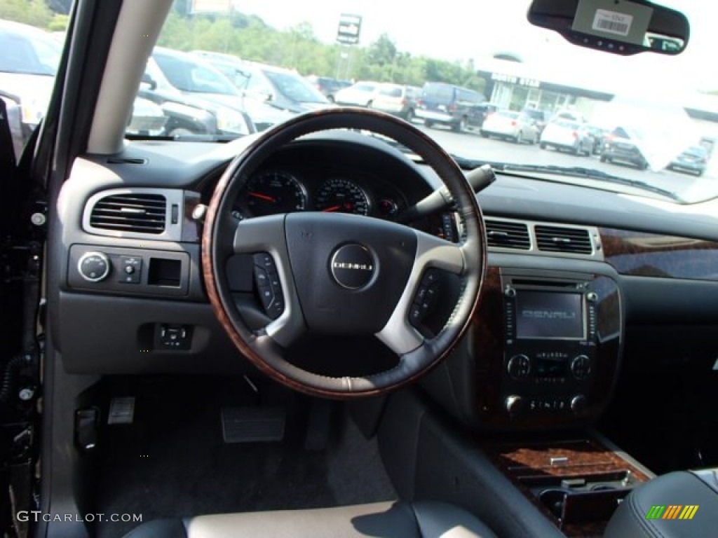 2014 GMC Yukon XL Denali AWD Ebony Dashboard Photo #85191035