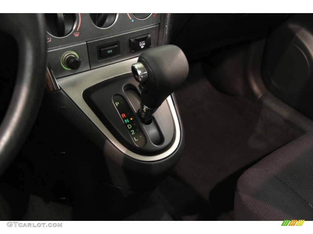 2003 Vibe AWD - Satellite Silver / Graphite photo #9