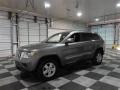 Mineral Gray Metallic - Grand Cherokee Laredo Photo No. 4