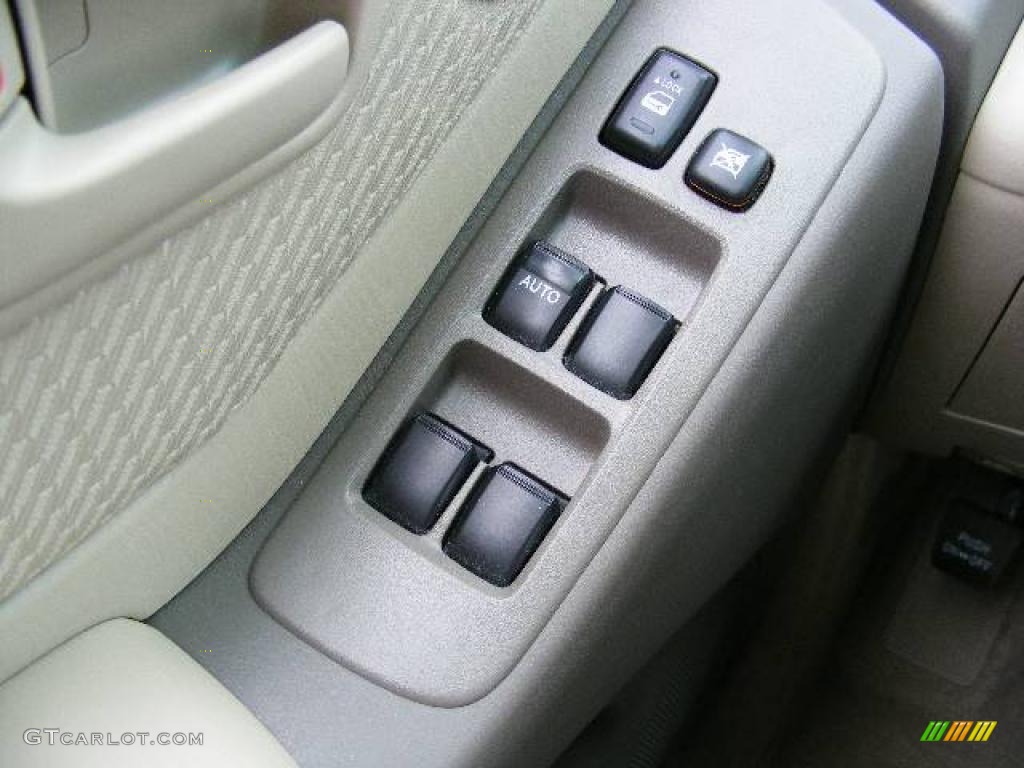 2007 Highlander  - Oasis Green Pearl / Ivory Beige photo #21