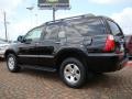 Black - 4Runner SR5 Photo No. 3