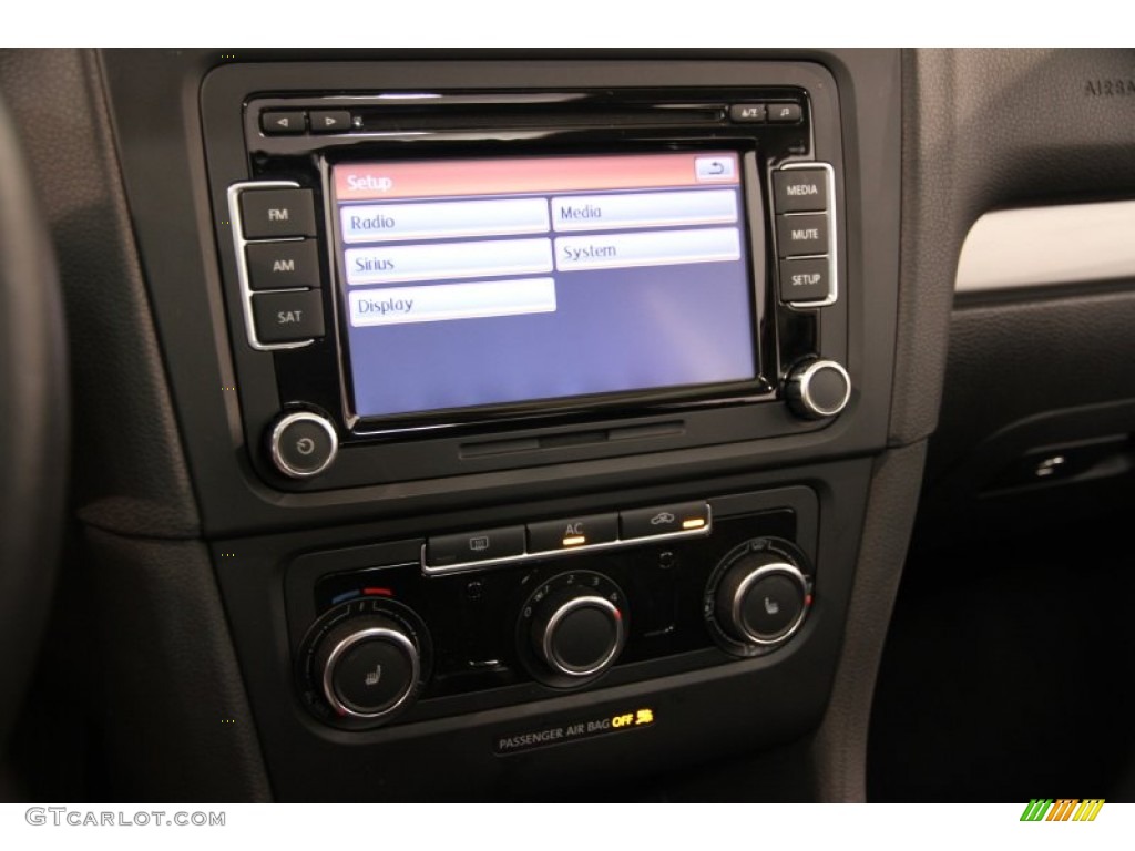2011 Volkswagen Golf 4 Door TDI Controls Photo #85195388