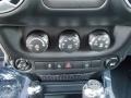 2014 Jeep Wrangler Unlimited Sahara 4x4 Controls