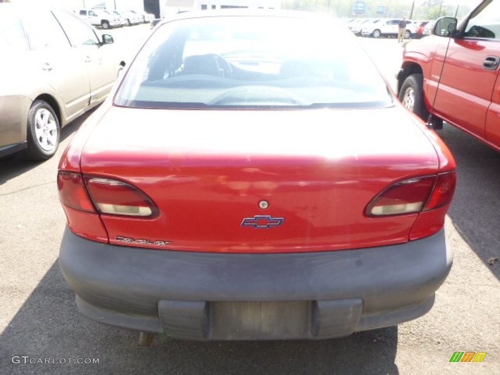 1999 Cavalier Sedan - Bright Red / Graphite photo #3