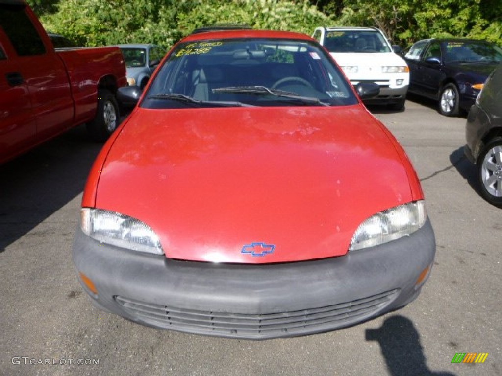 1999 Cavalier Sedan - Bright Red / Graphite photo #6