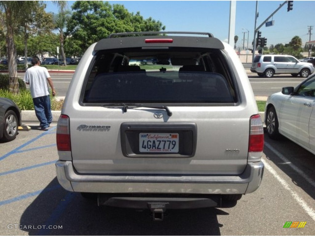 1999 4Runner SR5 - Desert Dune Metallic / Oak photo #3