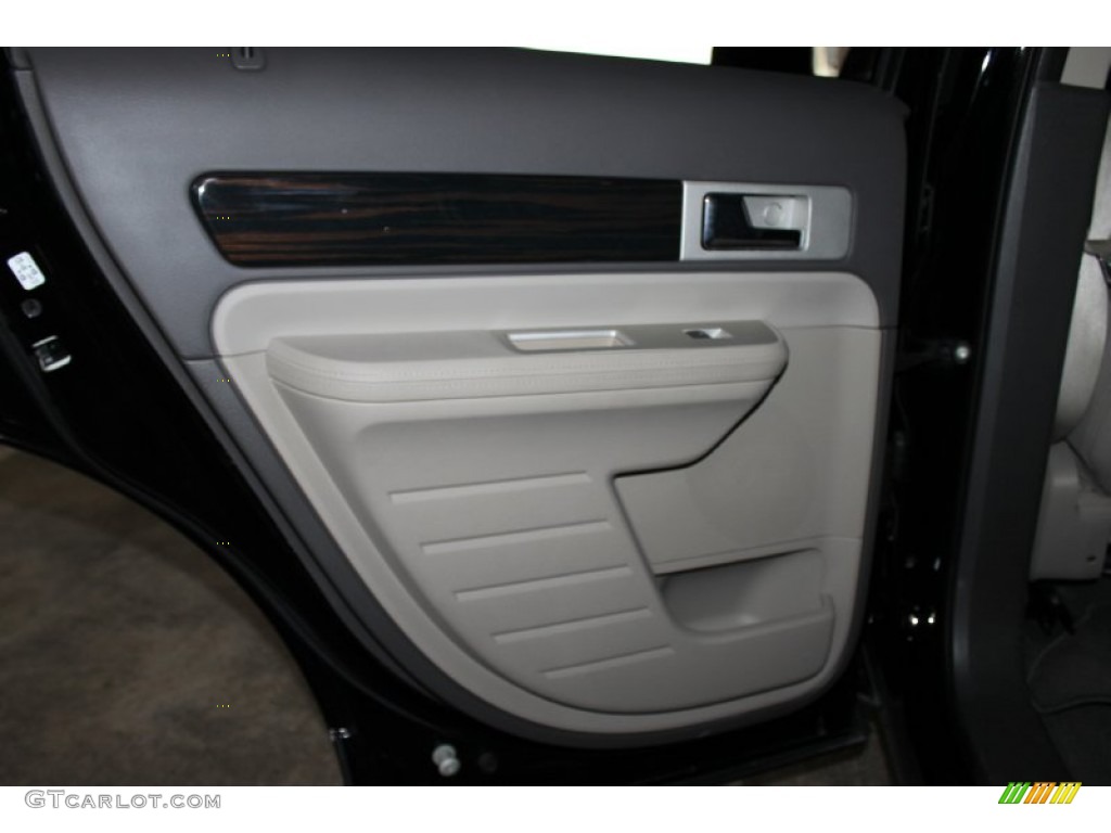 2008 MKX  - Black Clearcoat / Medium Light Stone photo #23